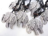 Polystone Elefant Halskette set von 12 weiss