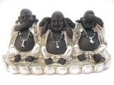 klein Lachender Buddha, hören, sehen und Schweigen Set lächelnd Buddha in silber/schwarz auf brett