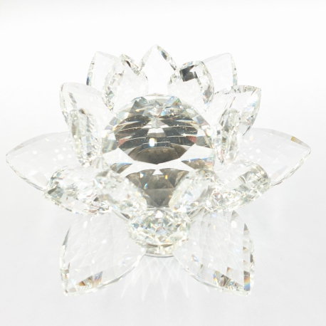 Kristall Lotus auf Standard mittel