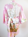 Japanischer Kimono dunkel hellrosa