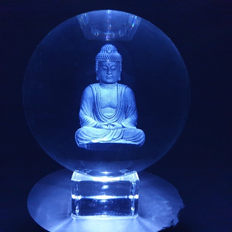 Großhandel - Kristalllaserkugel Meditation Buddha 8cm